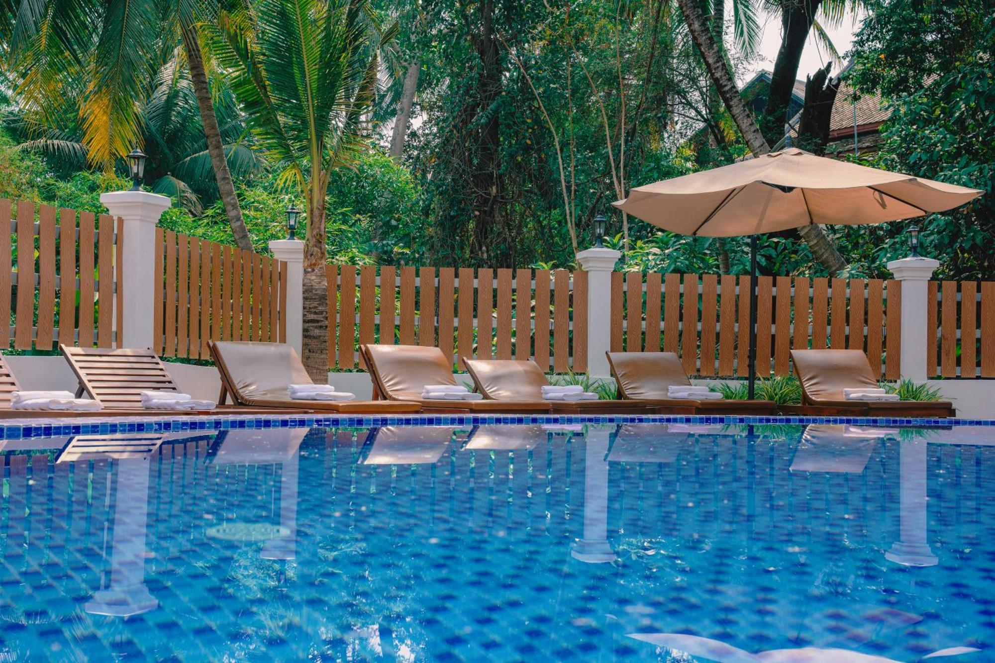 Dream 1985 Hotel Luang Prabang Buitenkant foto