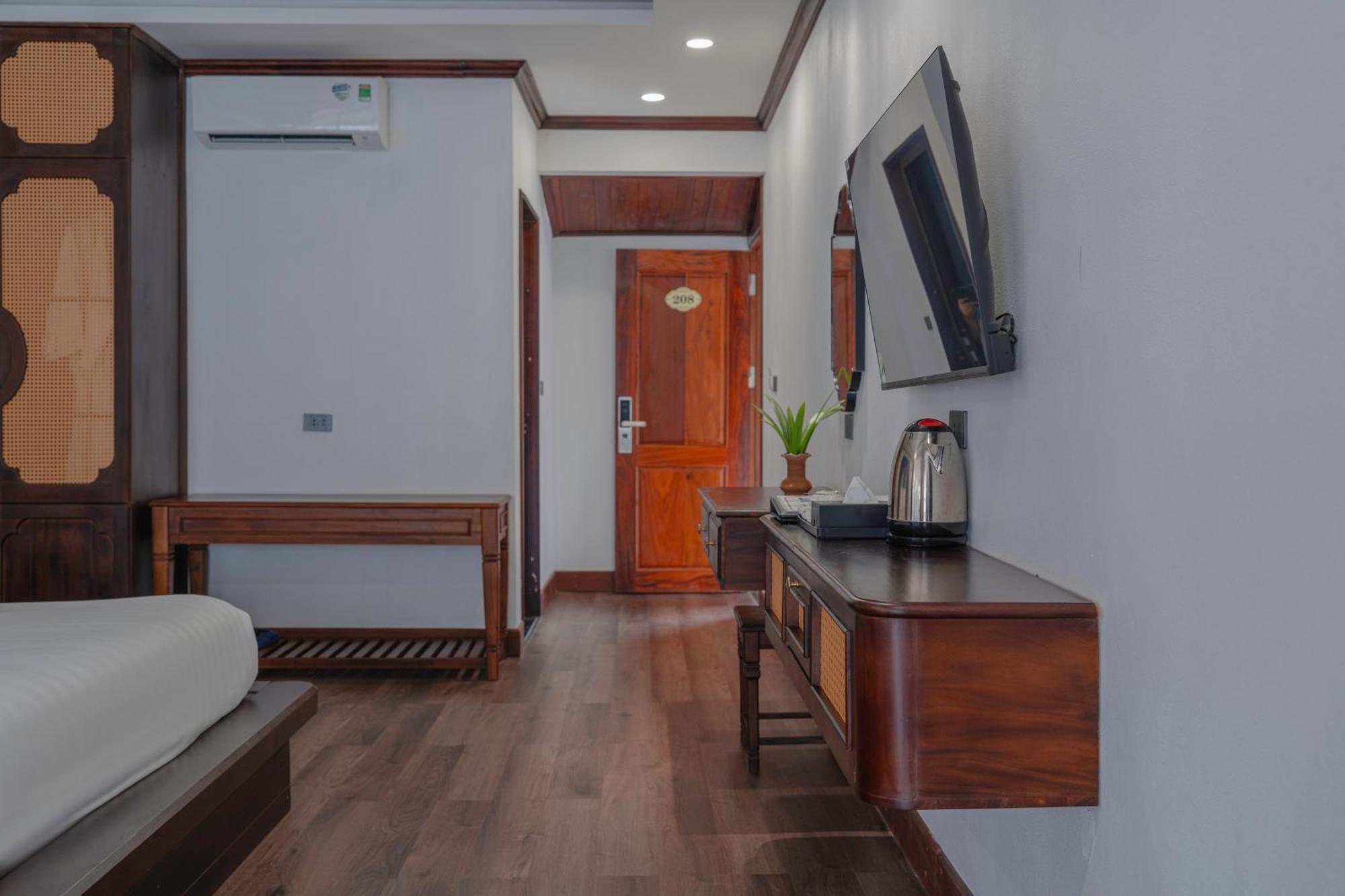 Dream 1985 Hotel Luang Prabang Buitenkant foto